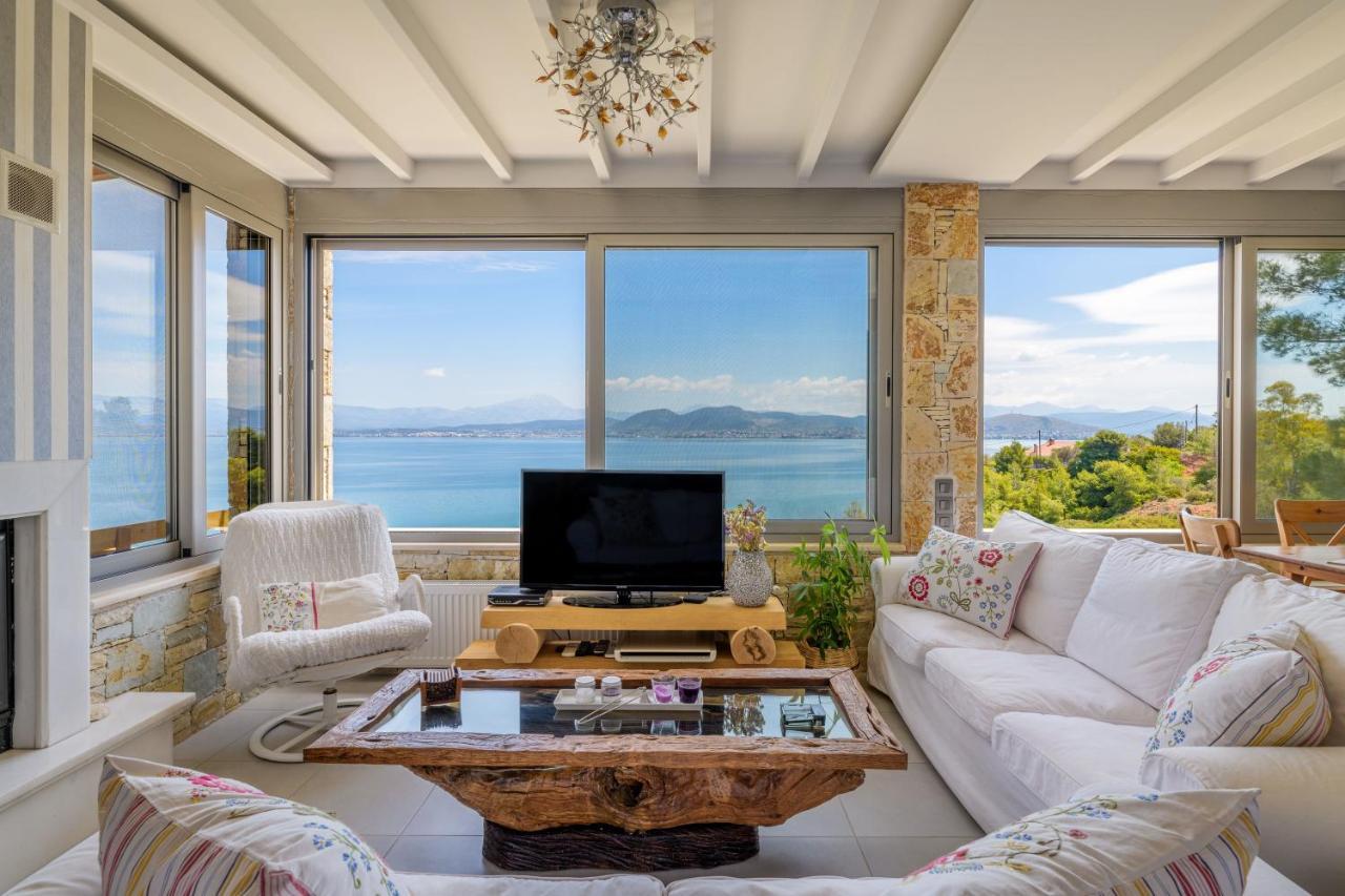 Crystal Beach Villa Chalkida Exterior photo