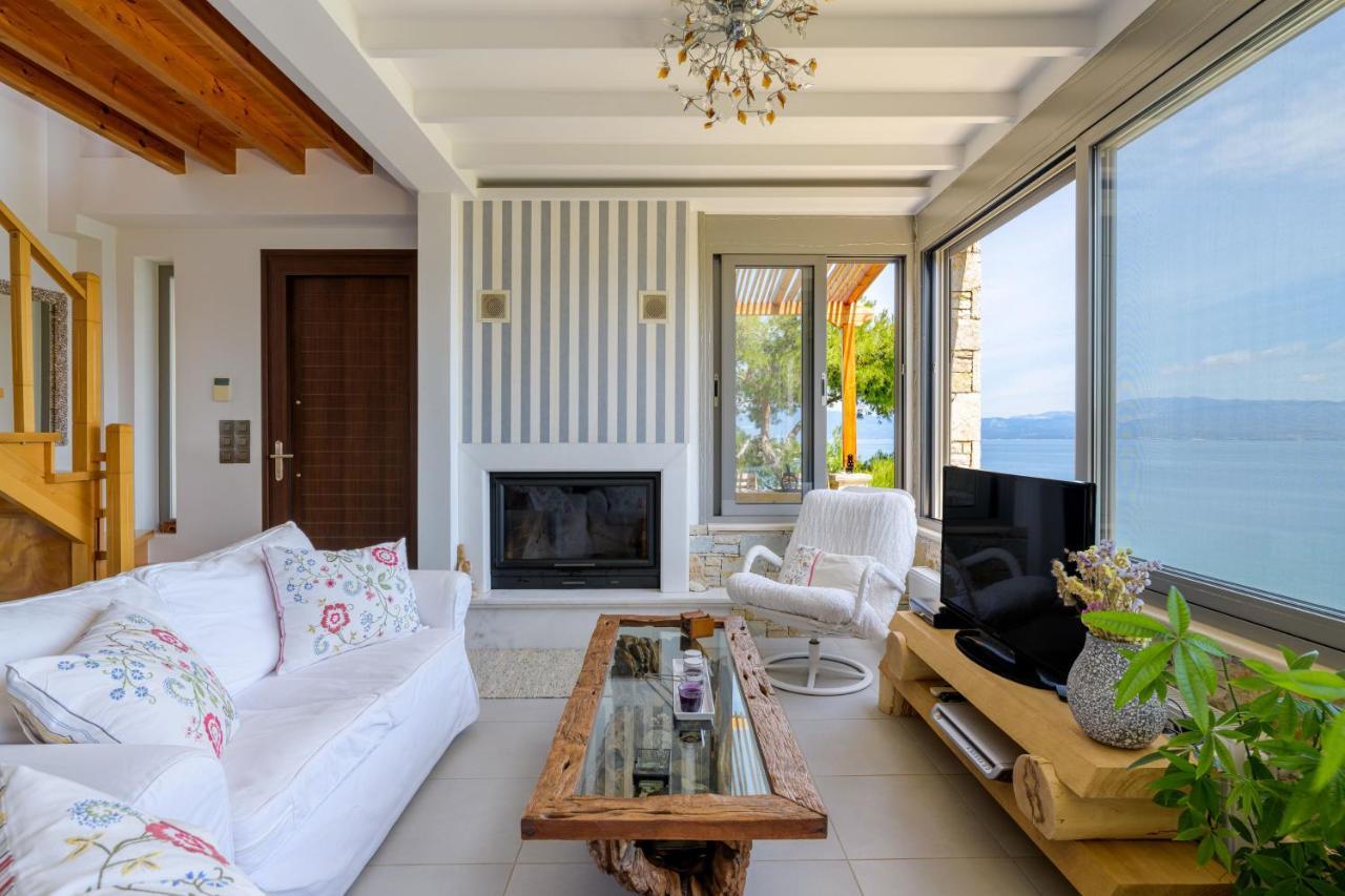 Crystal Beach Villa Chalkida Exterior photo