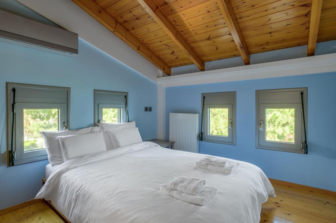 Crystal Beach Villa Chalkida Exterior photo