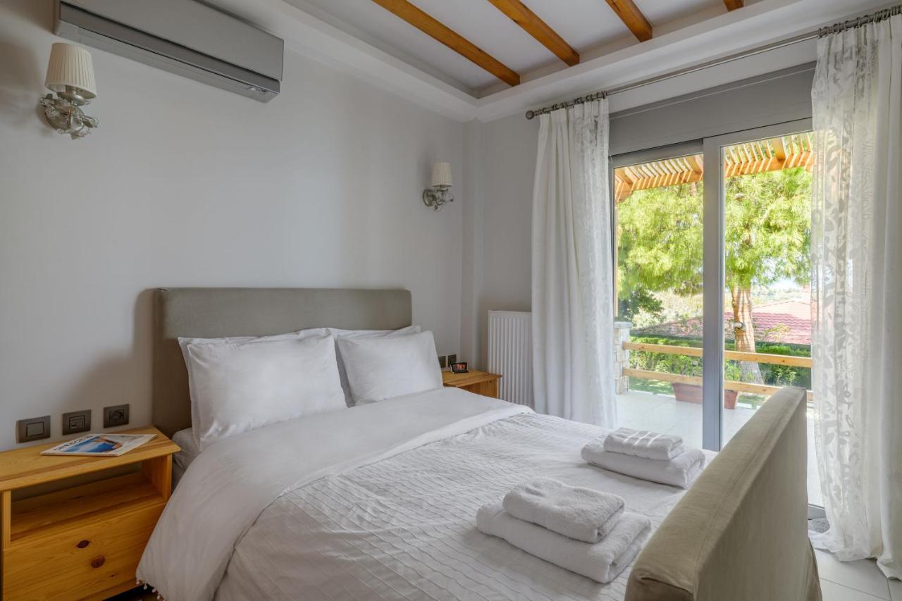 Crystal Beach Villa Chalkida Exterior photo